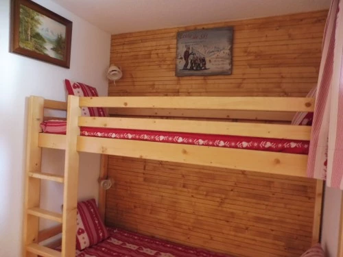 chambre avec lits superposés